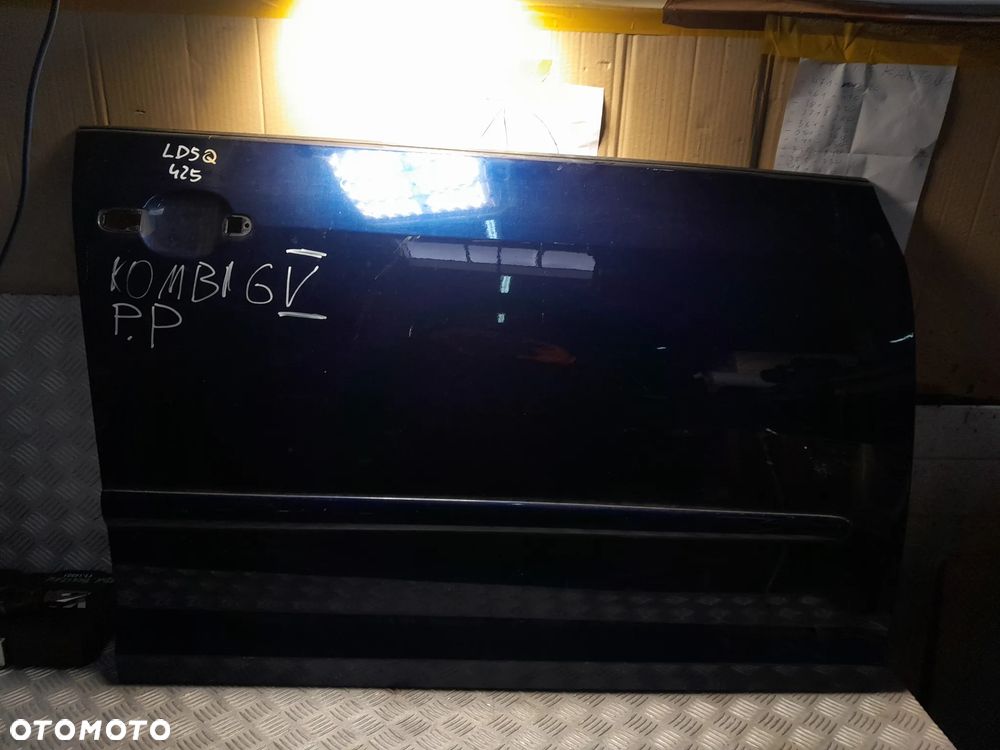 VW GOLF V KOMBI PŁAT DRZWI PRAWYCH PRZEDNICH KOLOR: LD5Q - 1