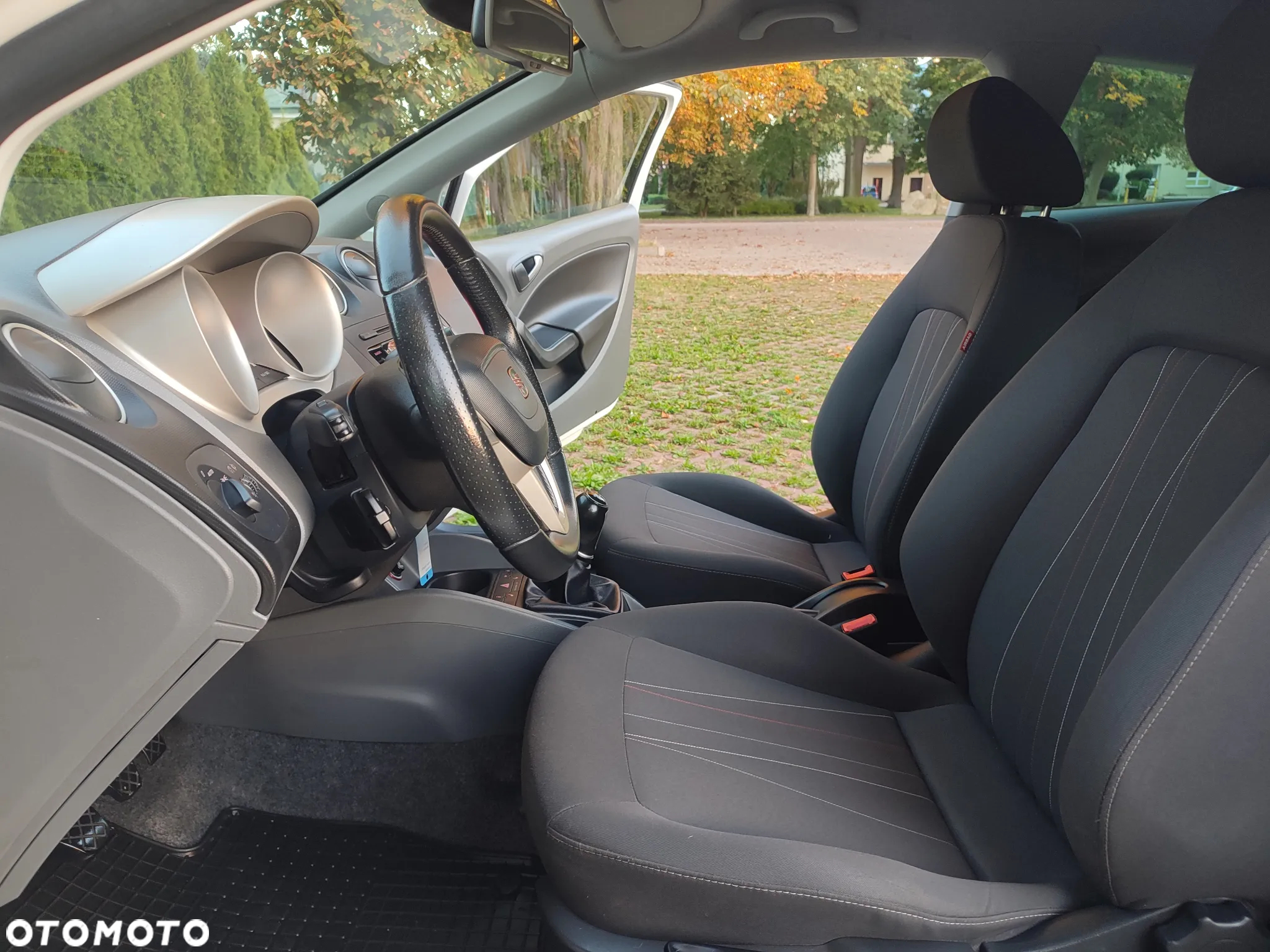 Seat Ibiza SC 1.4 16V Style - 22