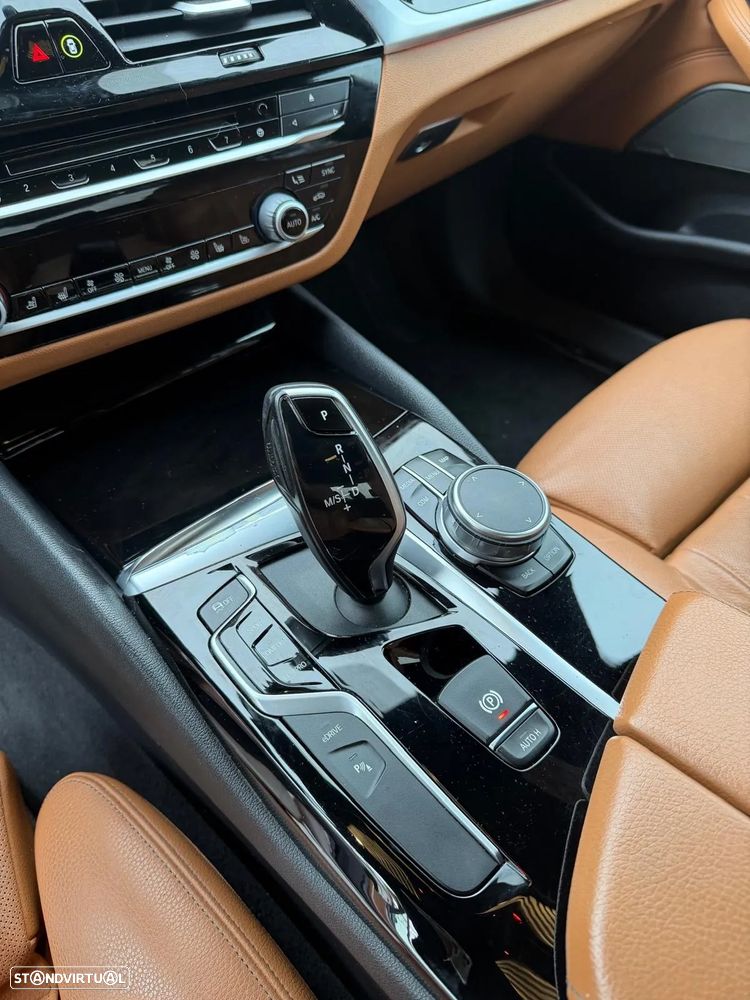 BMW 530 e iPerformance Line Sport - 29