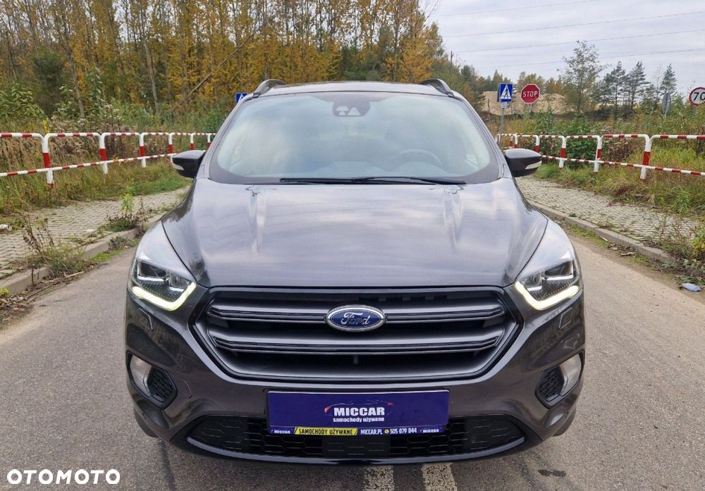 Ford Kuga 2.0 TDCi 4x4 ST-Line - 13