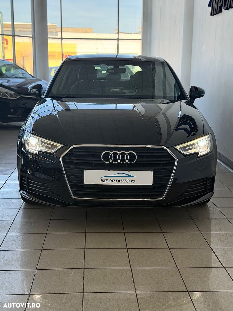 Audi A3 Sportback 1.0 30 TFSI Design - 2