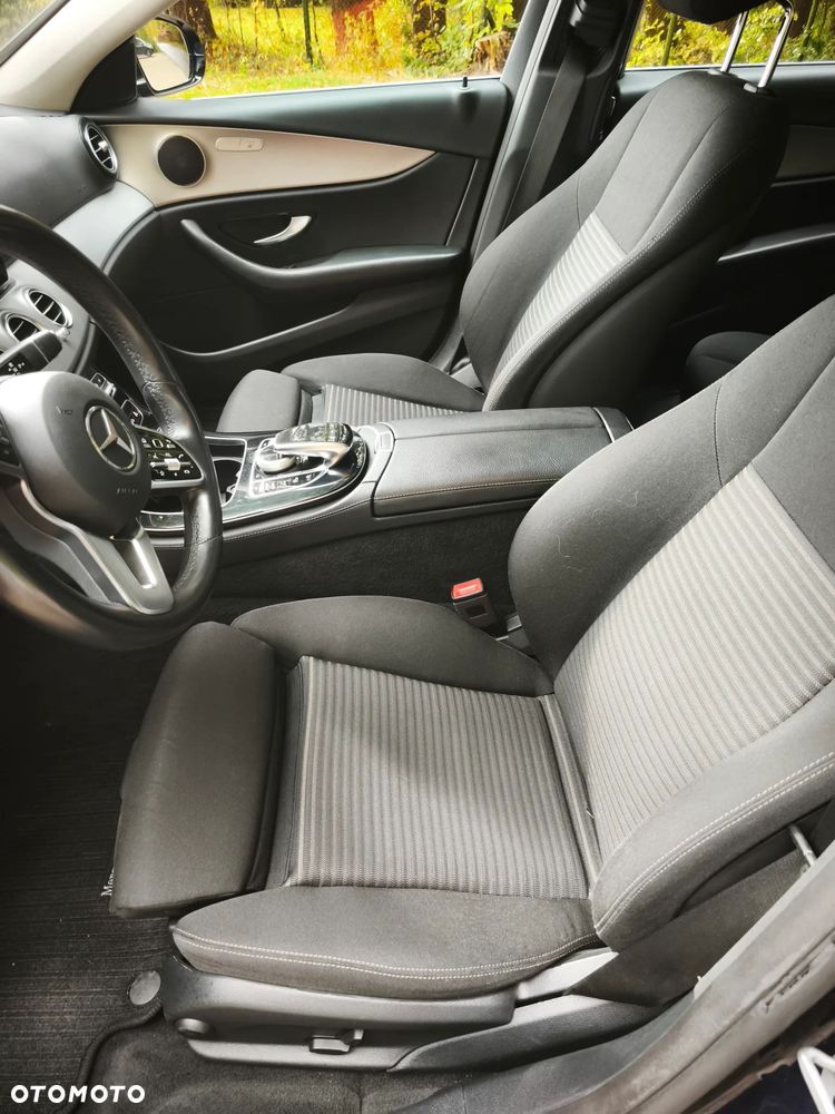 Mercedes-Benz Klasa E 300 d 9G-TRONIC - 3