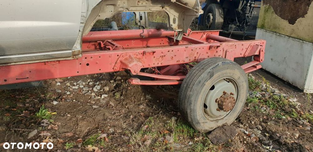 IVECO EUROCARGO NA CZĘŚCI DAWCA SZPILKA - 6
