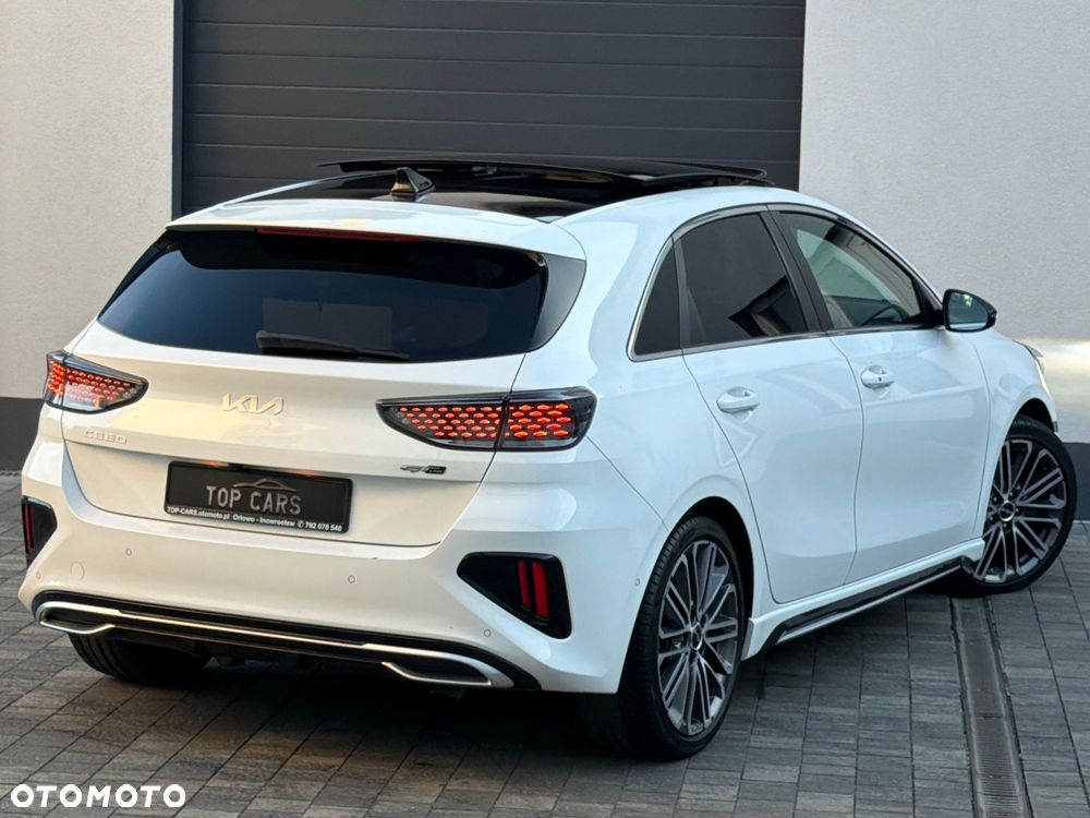 Kia Ceed - 23