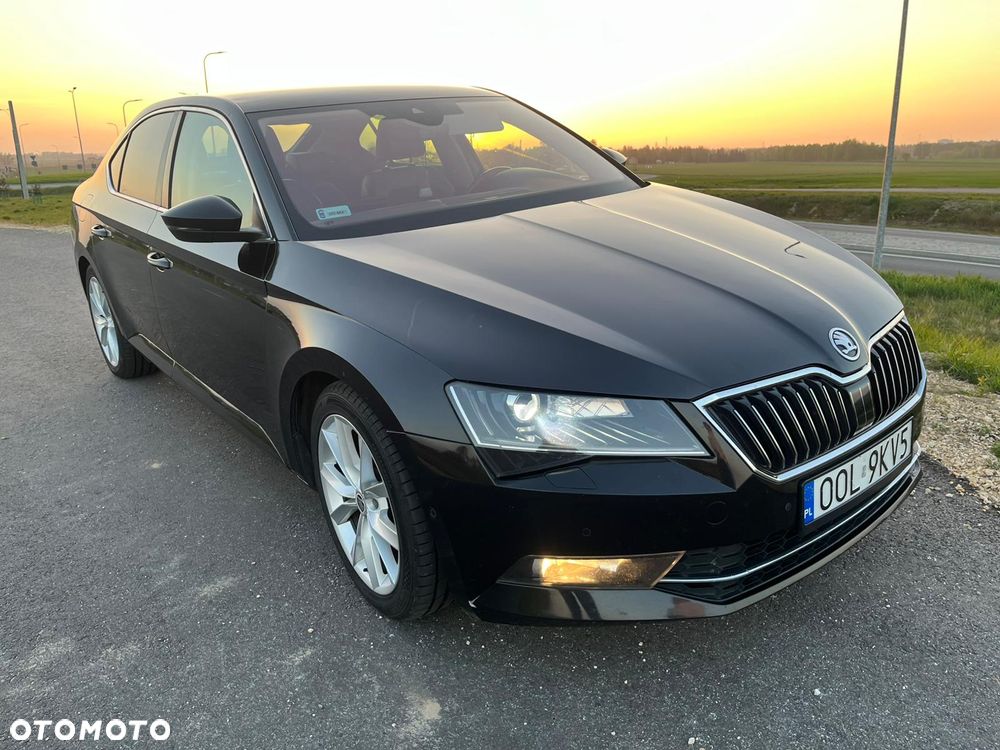 Skoda Superb 2.0 TDI DSG Sportline - 15