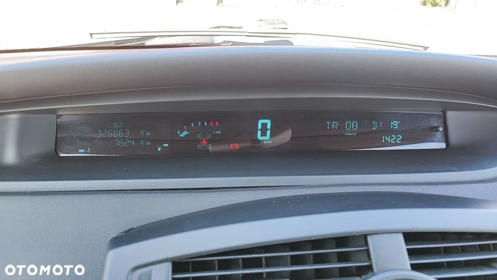 Renault Scenic 1.9 dCi Confort Authentique - 16