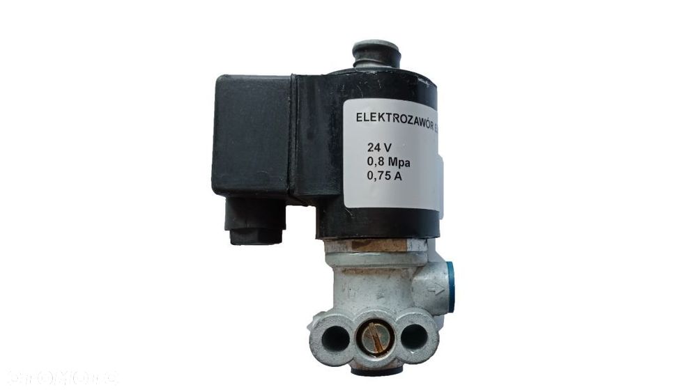 Elektromagnetyczny zawór napowietrzający do fanfar EZP 24 - 3