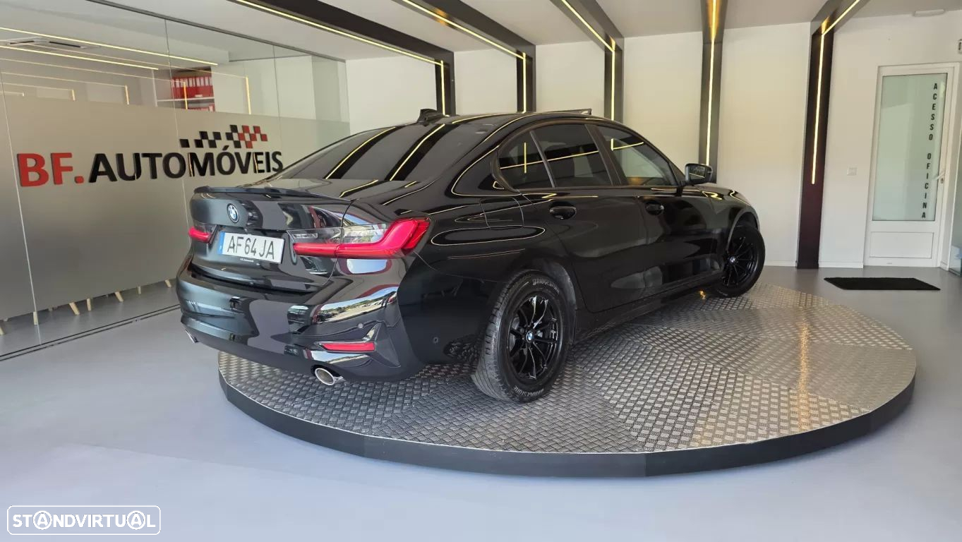 BMW 318 d Auto - 17