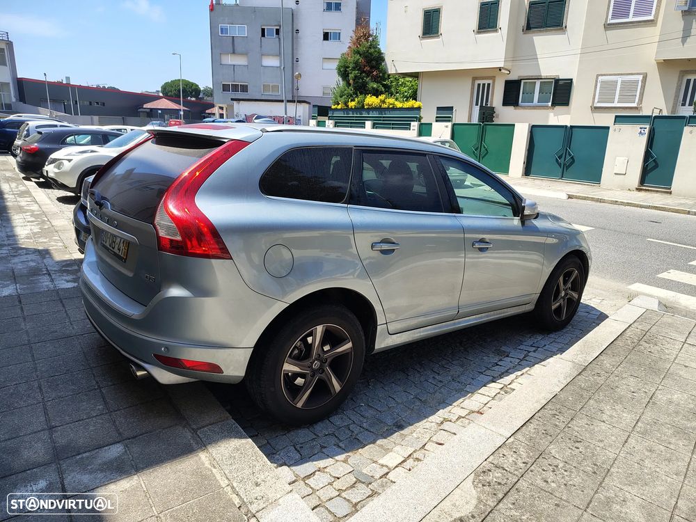 Volvo XC 60 2.0 D3 R-Design Geartronic - 4
