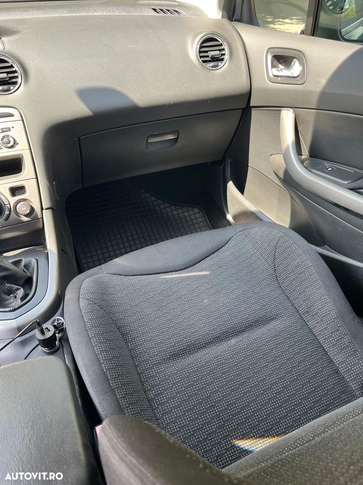 Peugeot 308 - 11