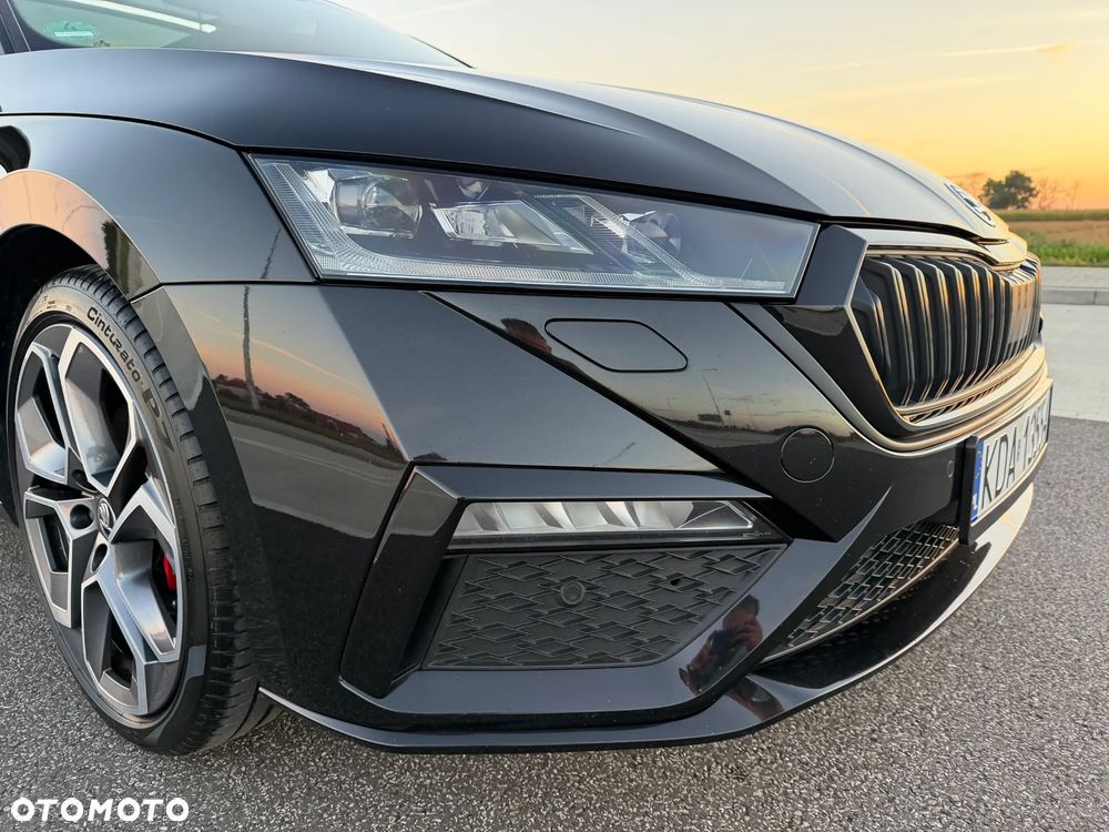 Skoda Octavia 2.0 TDI RS DSG - 10