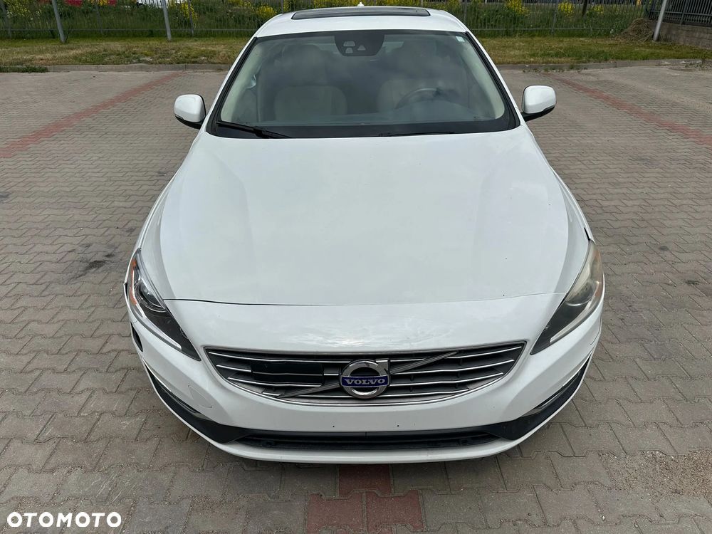 Volvo S60 - 17