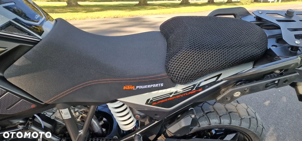 KTM Adventure - 7