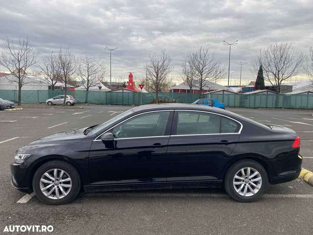 Volkswagen Passat Variant 2.0 TDI SCR DSG Business - 4