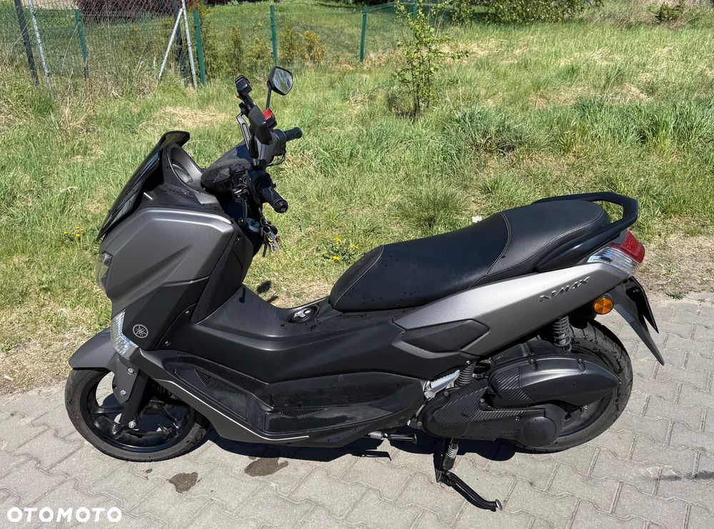 Yamaha NMAX - 4