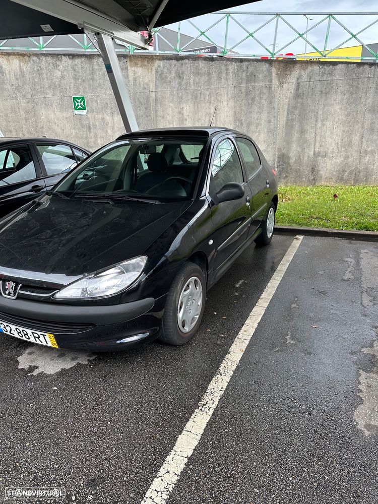 Peugeot 206 1.1 XT - 1