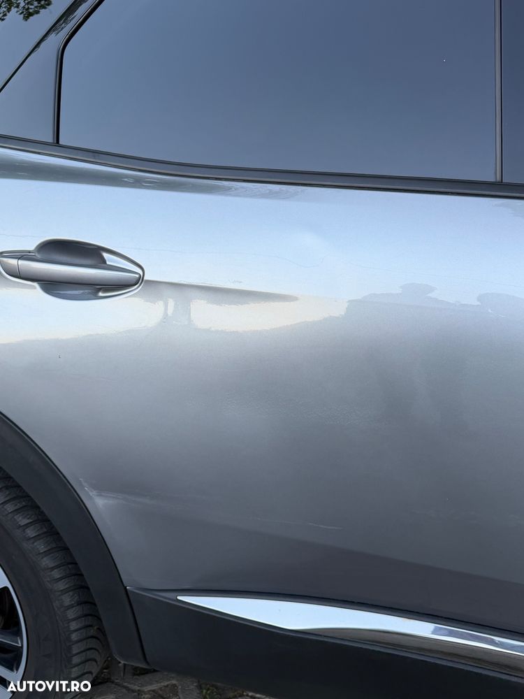 Peugeot 3008 PureTech 130 Stop & Start GPF EAT8 Allure - 24