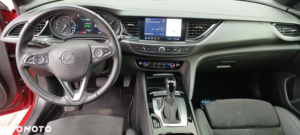 Opel Insignia - 12