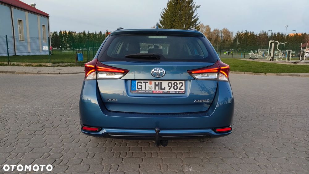 Toyota Auris 1.33 Dual-VVT-i Comfort - 17