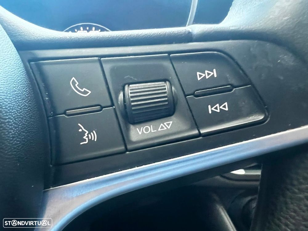 Alfa Romeo Giulia 2.2 D Super - 25
