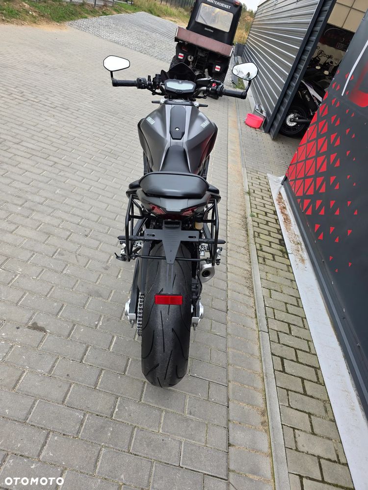 Yamaha MT - 17