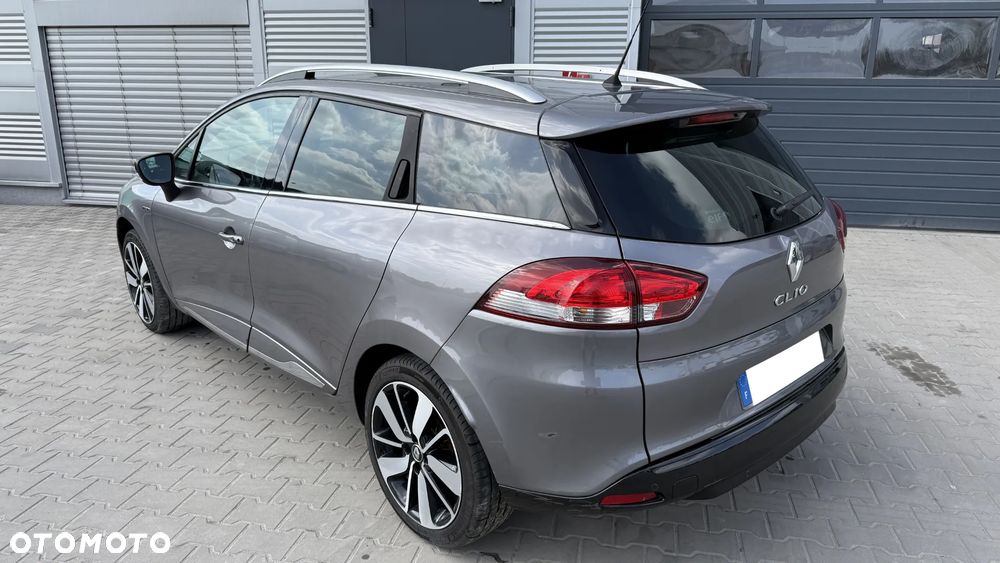 Renault Clio - 7