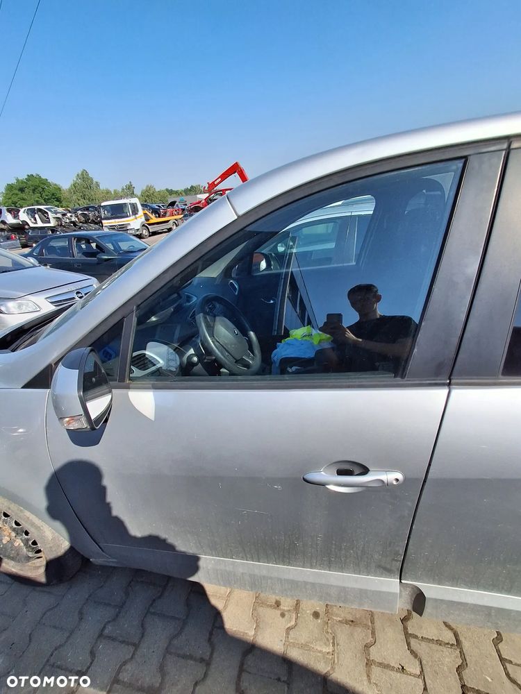 RENAULT SCENIC III 08-12 na części - 28