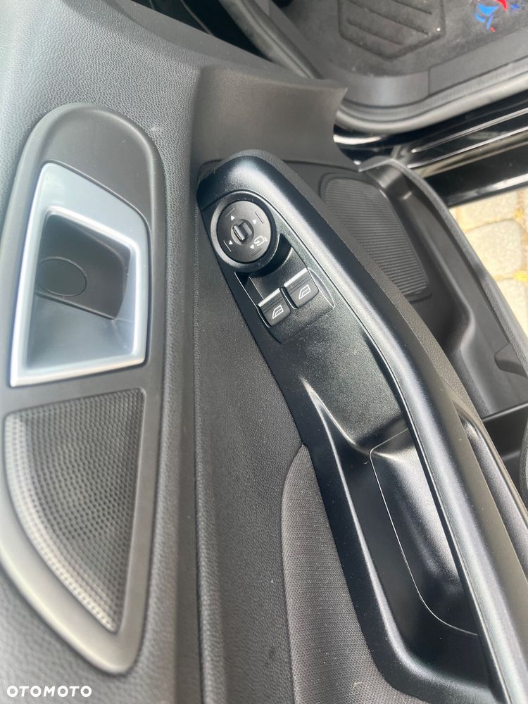 Ford Fiesta 1.4 Champions Edition - 14