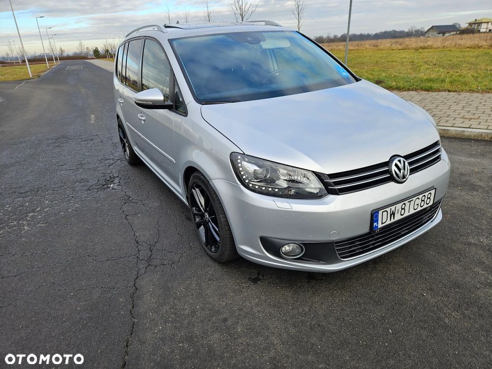 Volkswagen Touran 2.0 TDI DPF DSG Highline - 4