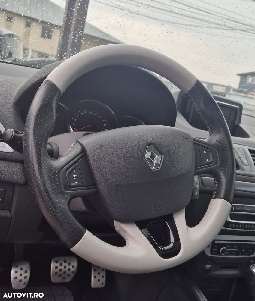 Renault Megane ENERGY dCi 110 Start & Stopp Bose Edition - 20