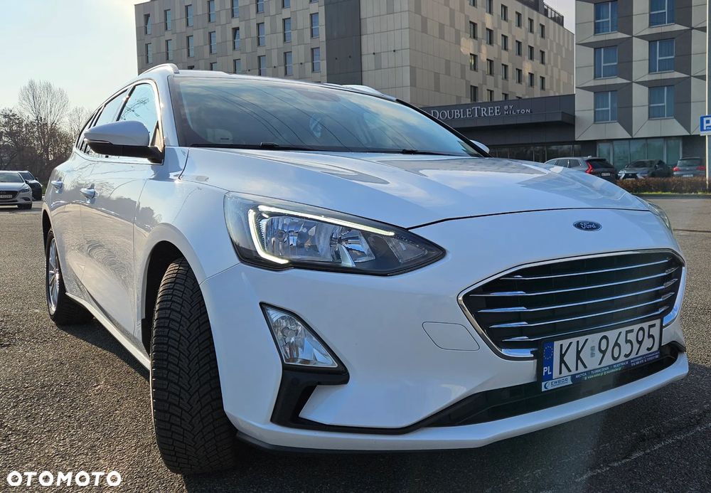 Ford Focus 1.0 EcoBoost Titanium Business - 1