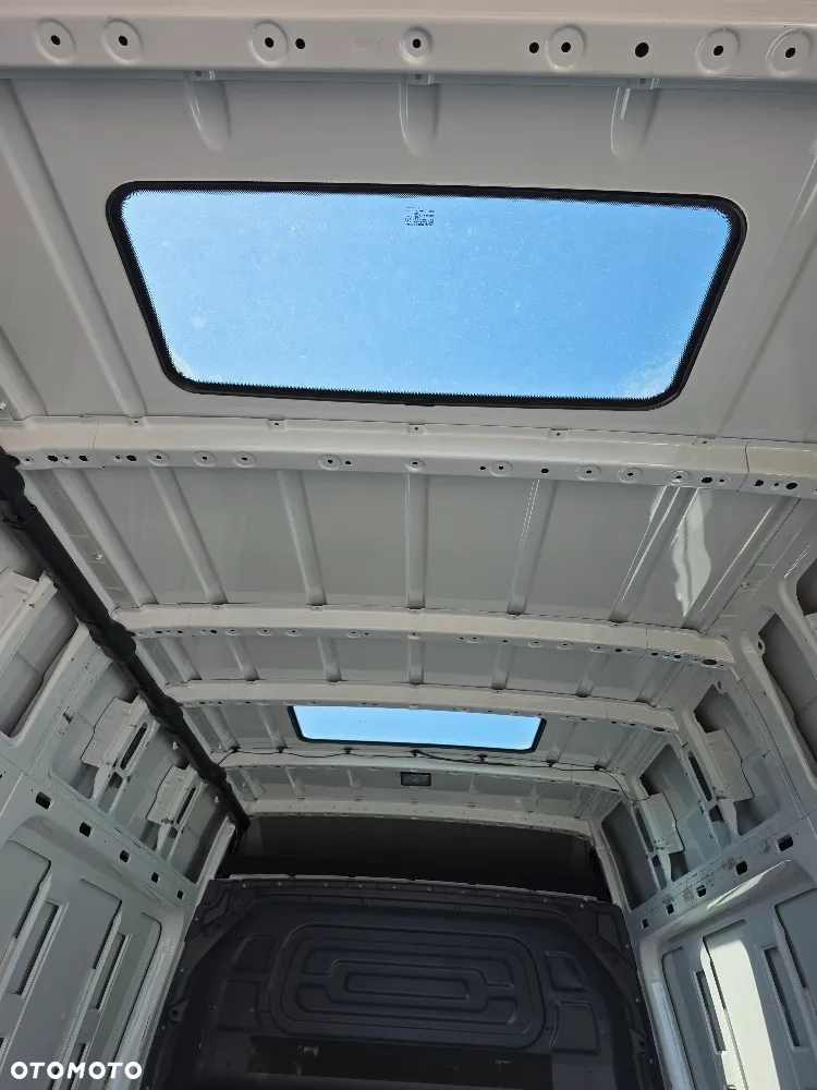 Mercedes-Benz SPRINTER 317 L2H2 - 24