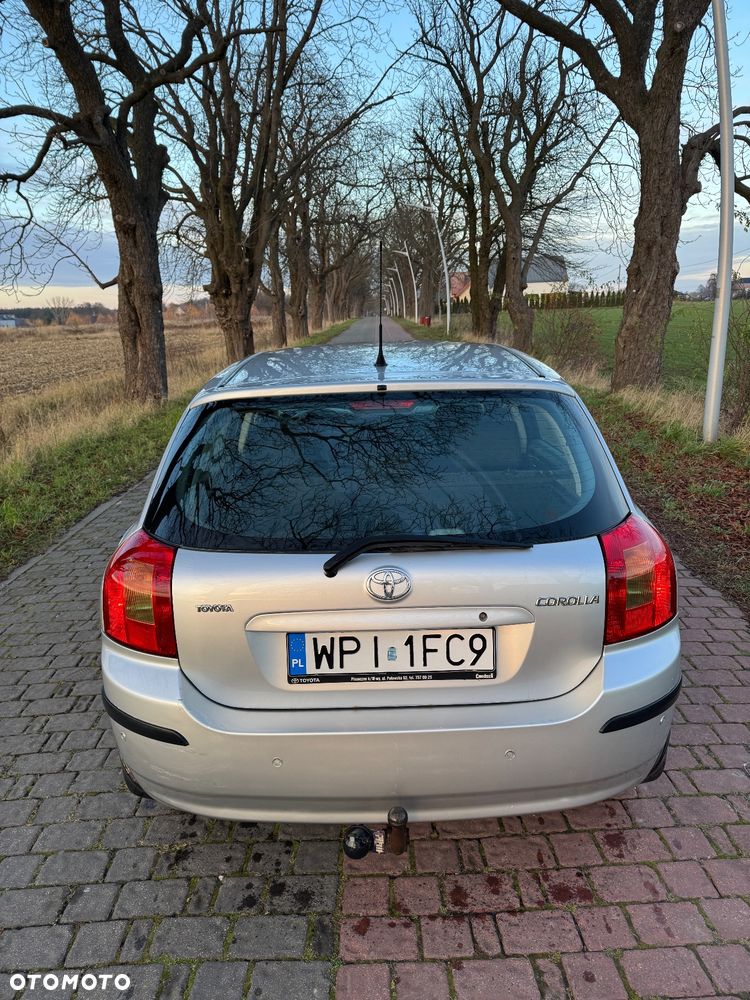 Toyota Corolla 1.4 VVT-i Base - 10