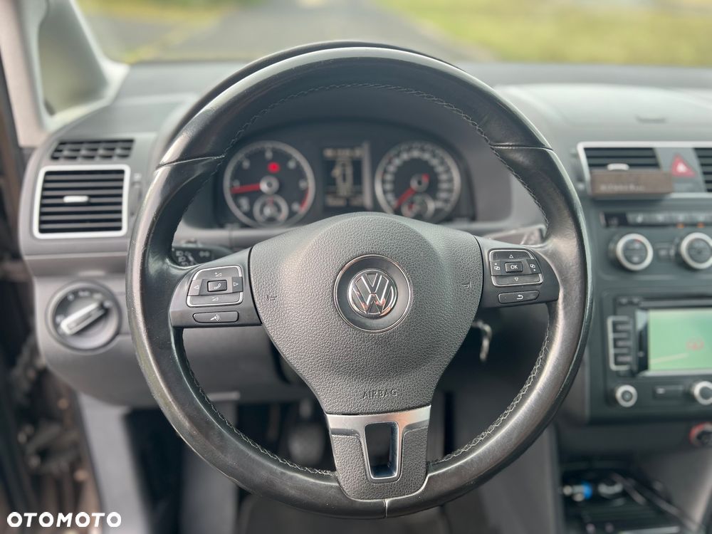 Volkswagen Touran 2.0 TDI DPF BlueMotion Technology Comfortline - 27
