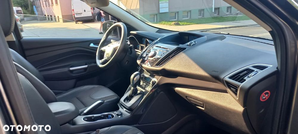 Ford Kuga 1.5 EcoBoost 4x4 Titanium - 21
