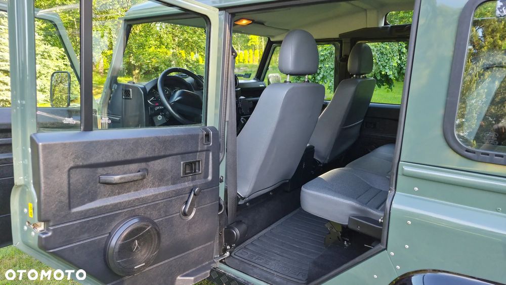 Land Rover Defender 2.2 TD4 E - 10