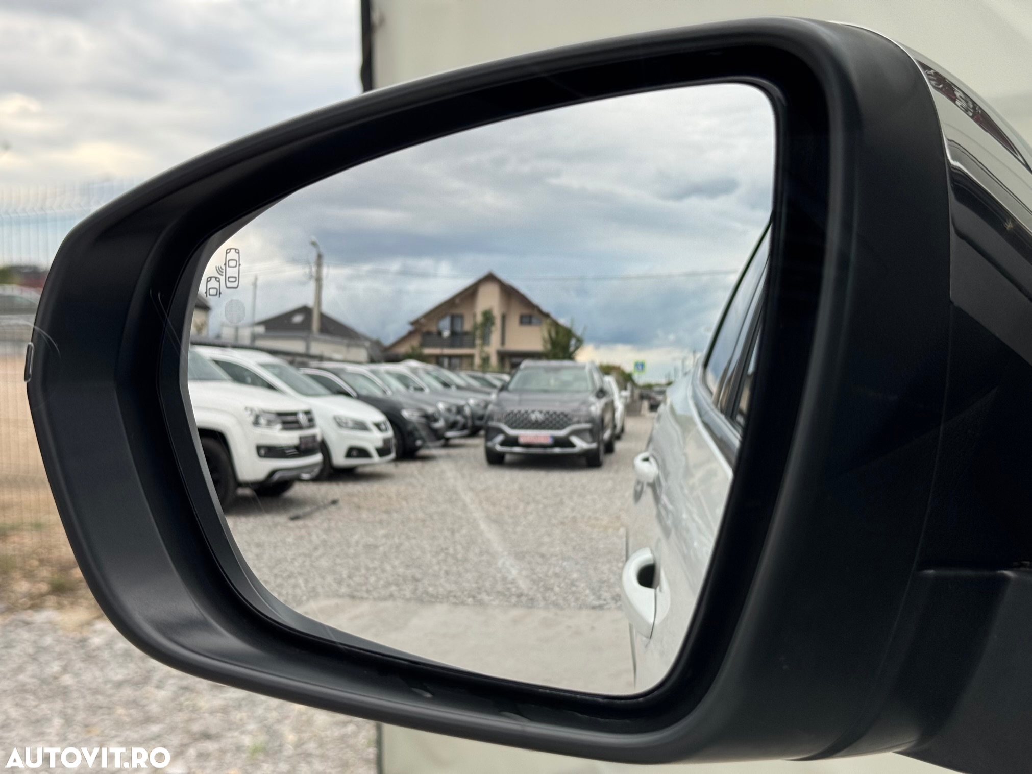 Peugeot 3008 BlueHDi 130 Stop & Start EAT8 Roadtrip - 32