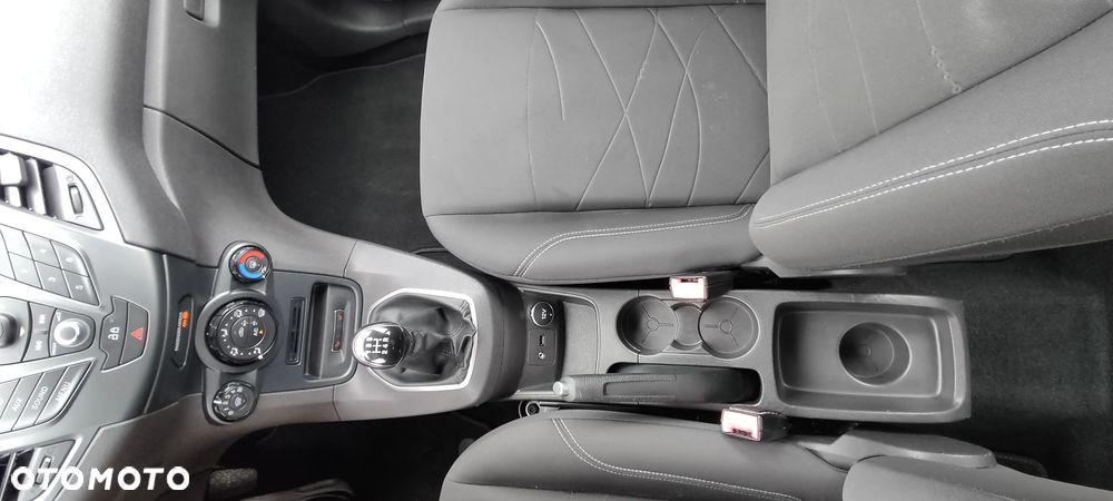 Ford Fiesta 1.25 Ambiente EU5 - 17