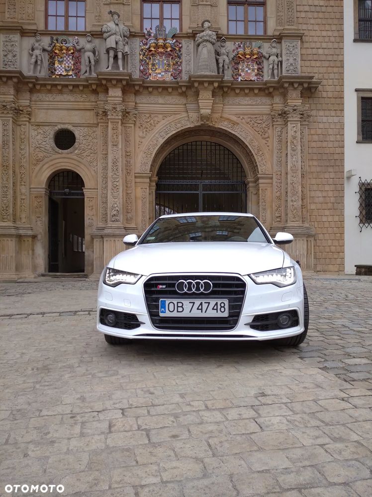 Audi A6 Limousine 2.0 TDI DPF sport selection - 2