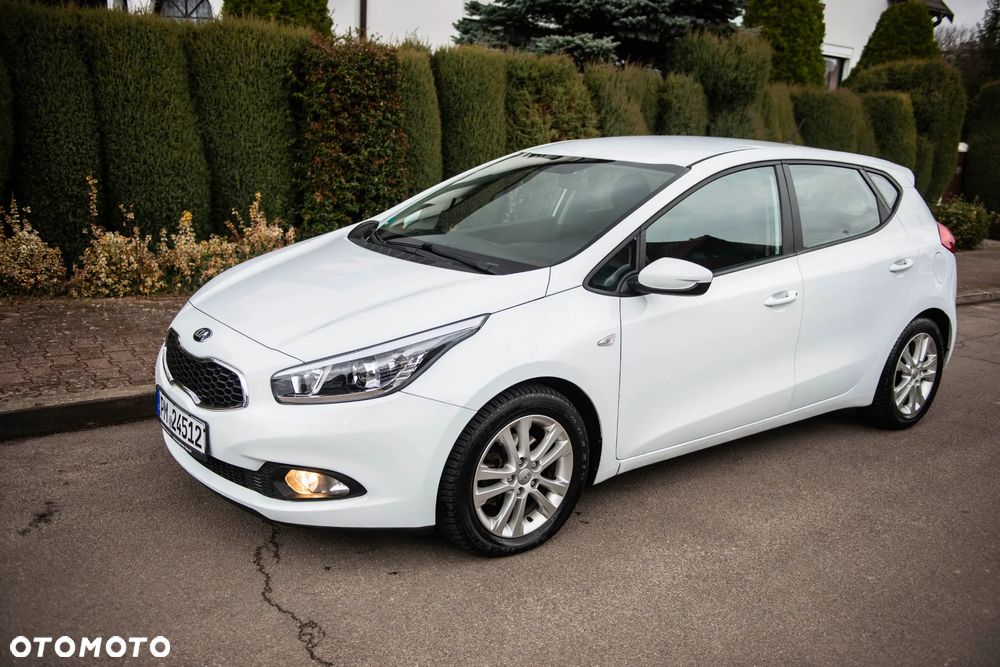 Kia Ceed 1.4 CVVT Vision - 10