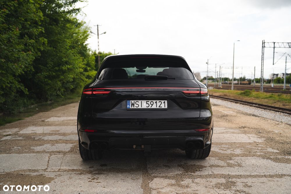 Porsche Cayenne S - 6