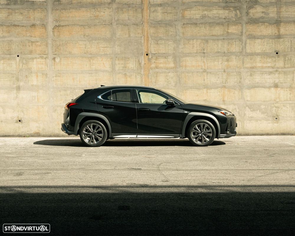 Lexus UX 250h Sport (Ecrã 12.3) - 8