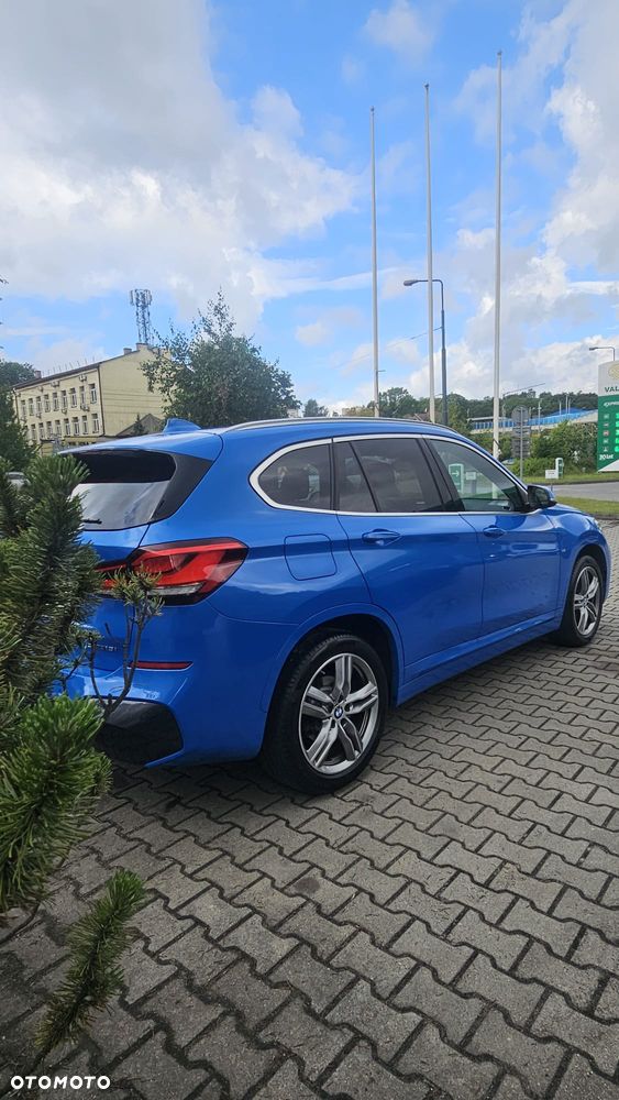 BMW X1 sDrive18i Sport Line - 11