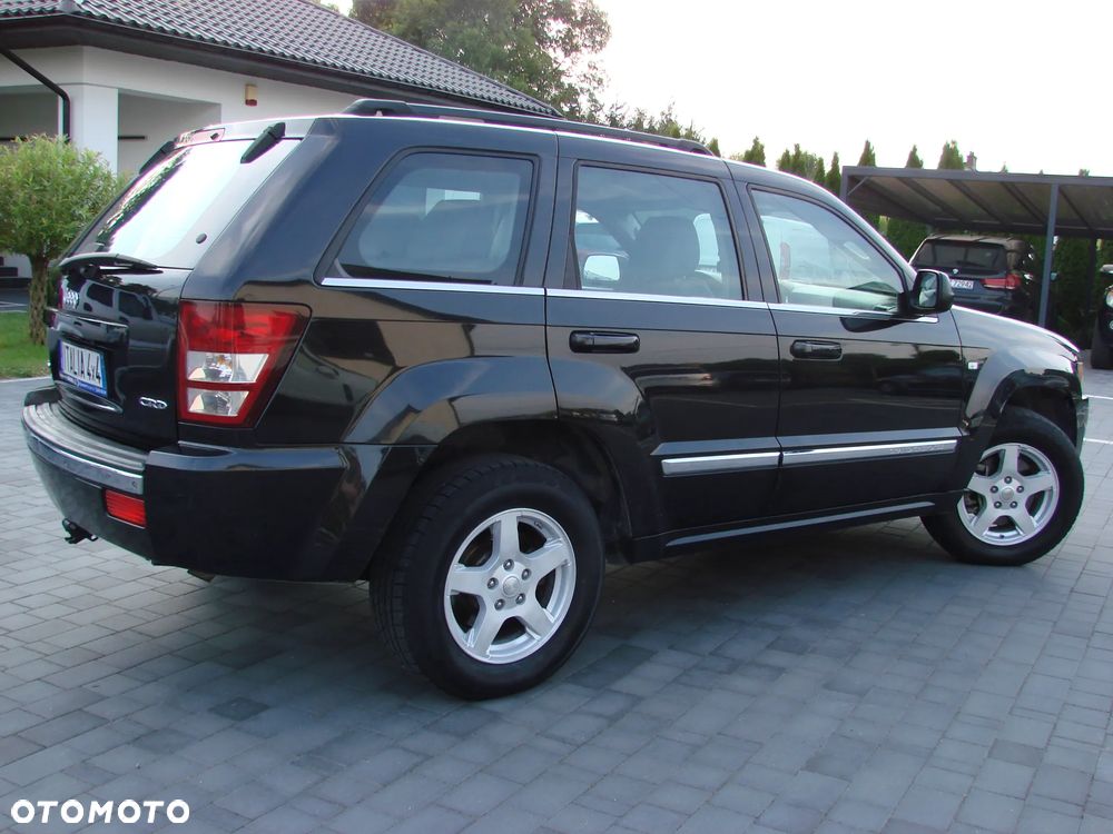 Jeep Grand Cherokee - 13