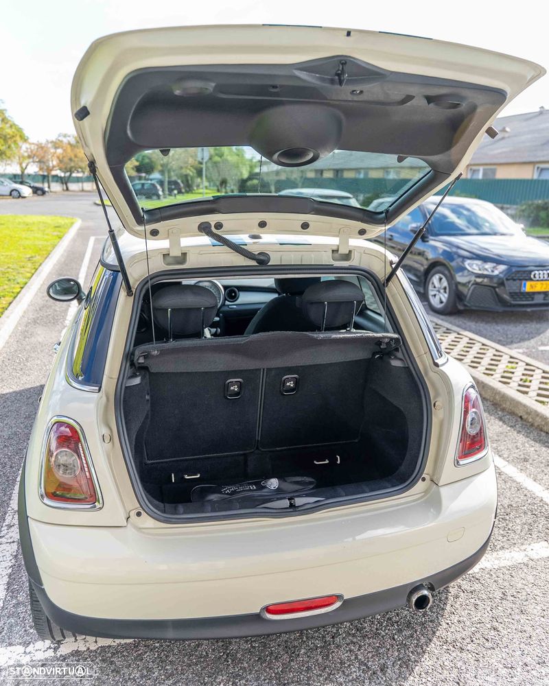 MINI 3 Portas One Aut. Brick Lane - 22