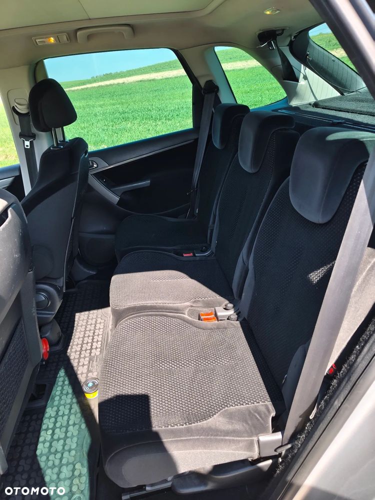 Citroën C4 Picasso - 10
