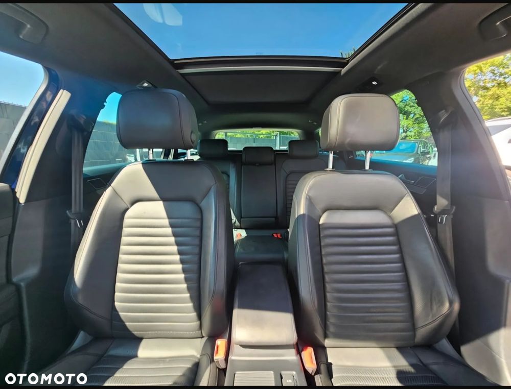 Volkswagen Passat Alltrack 2.0 TDI Bi-Turbo SCR 4Mot DSG - 16