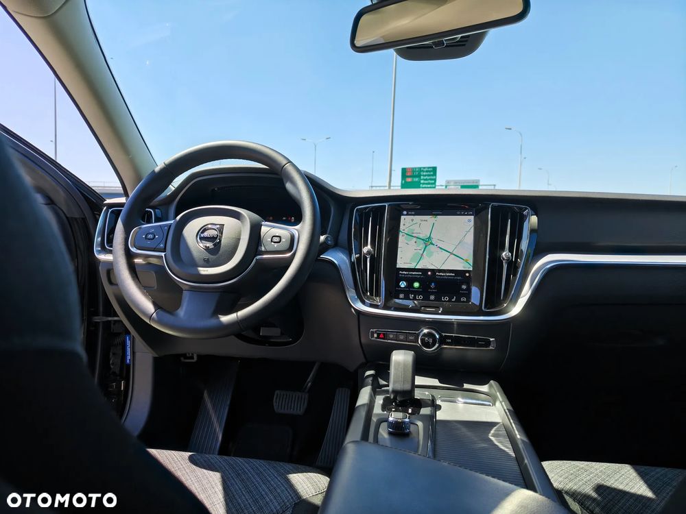 Volvo V60 B3 B Essential - 11