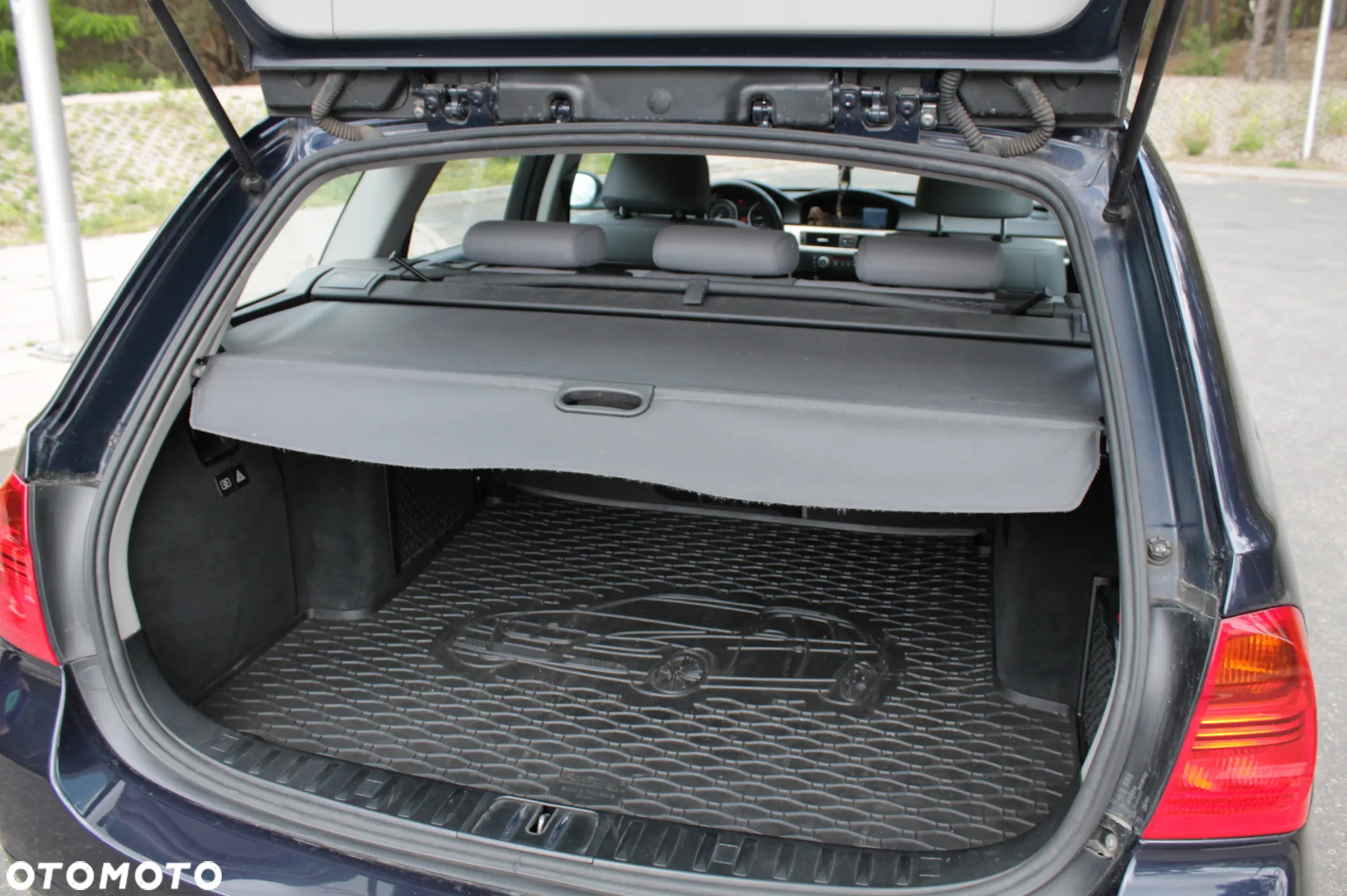 BMW Seria 3 325d DPF Touring - 21