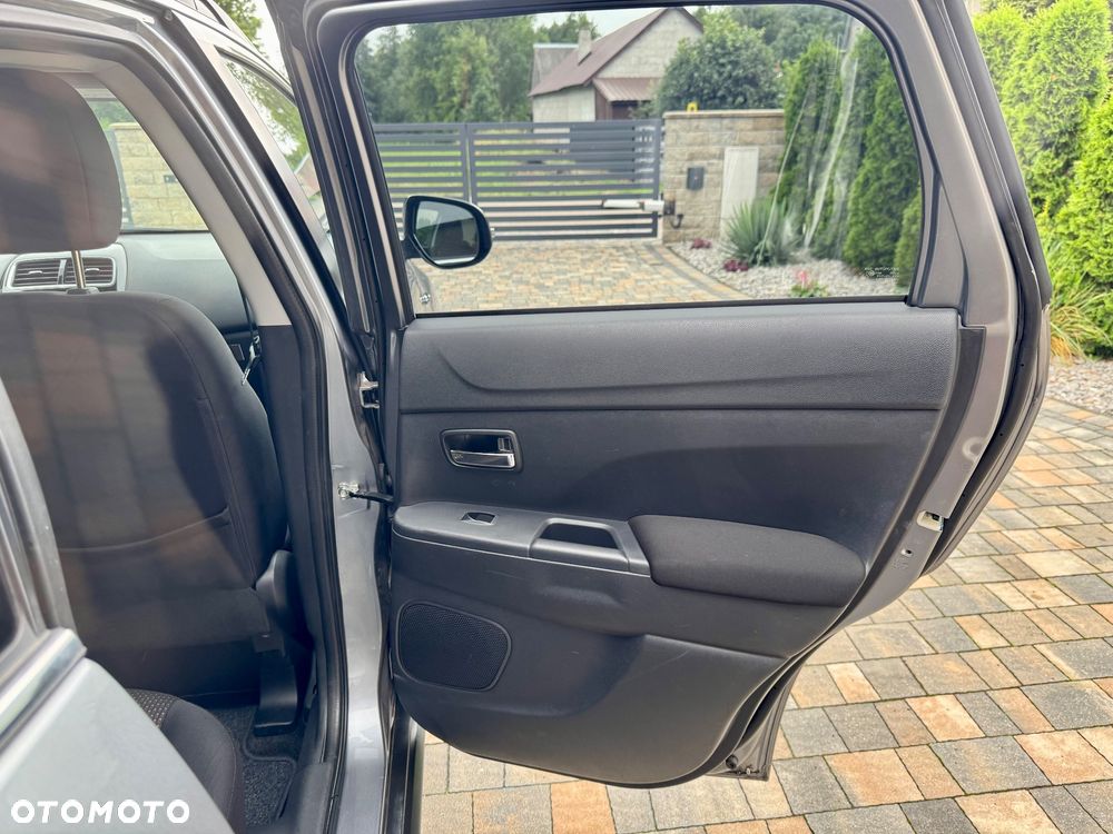 Mitsubishi ASX 1.6 2WD Instyle - 16